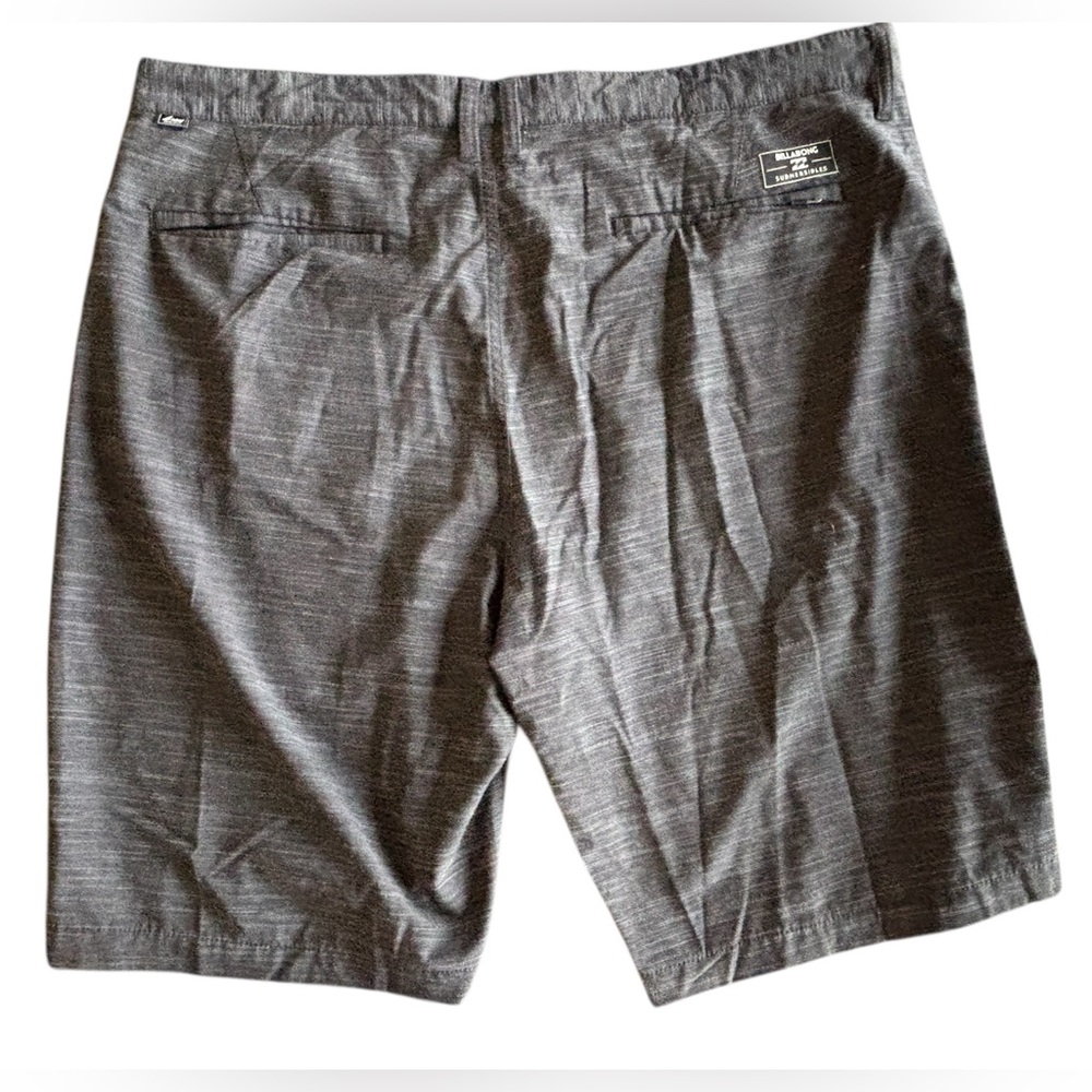 Billabong Submersible Gray Men's Shorts - Picture 3 of 3
